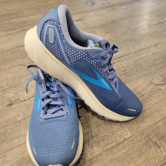 Brooks Trace Blue Running Shoe, Women Sz 12 Men 11 - Picture 2 of 10